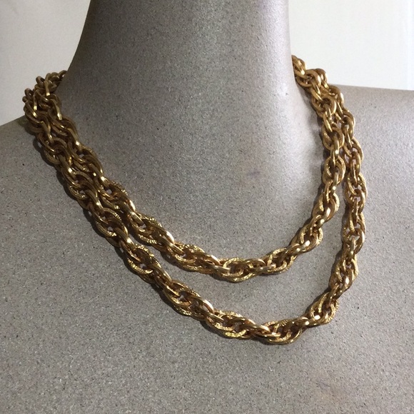 2 Vintage Chunky Link Necklaces - Picture 1 of 5